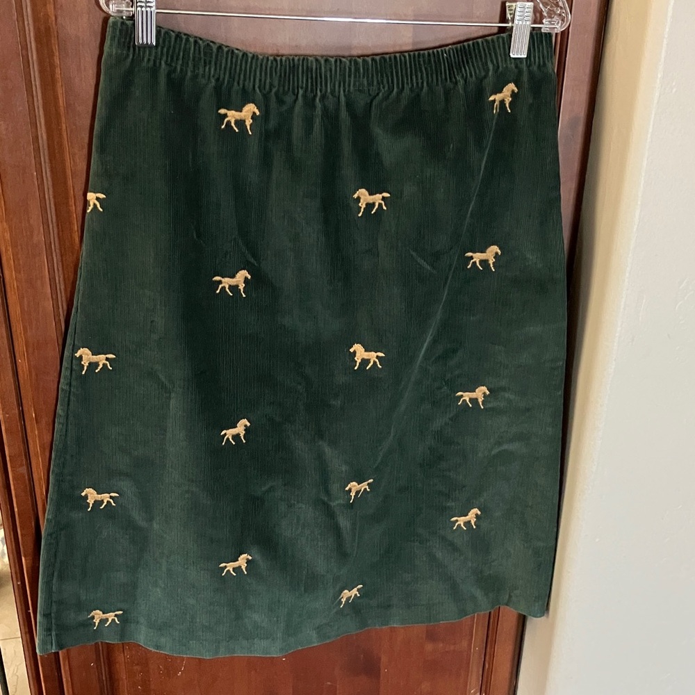 Embroidered Green Skirt With Horses Vintage Size Medium